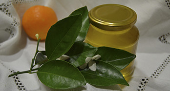 Appelsiininkukkahunaja 1 kg - Hinta 16 €